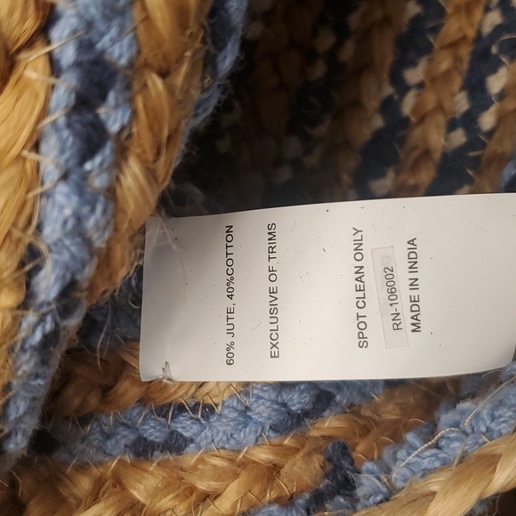 New without tags braided beach bag - Picture 3 of 3